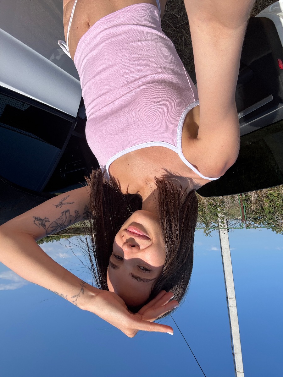 Sexy model Tina in Bahawalpur